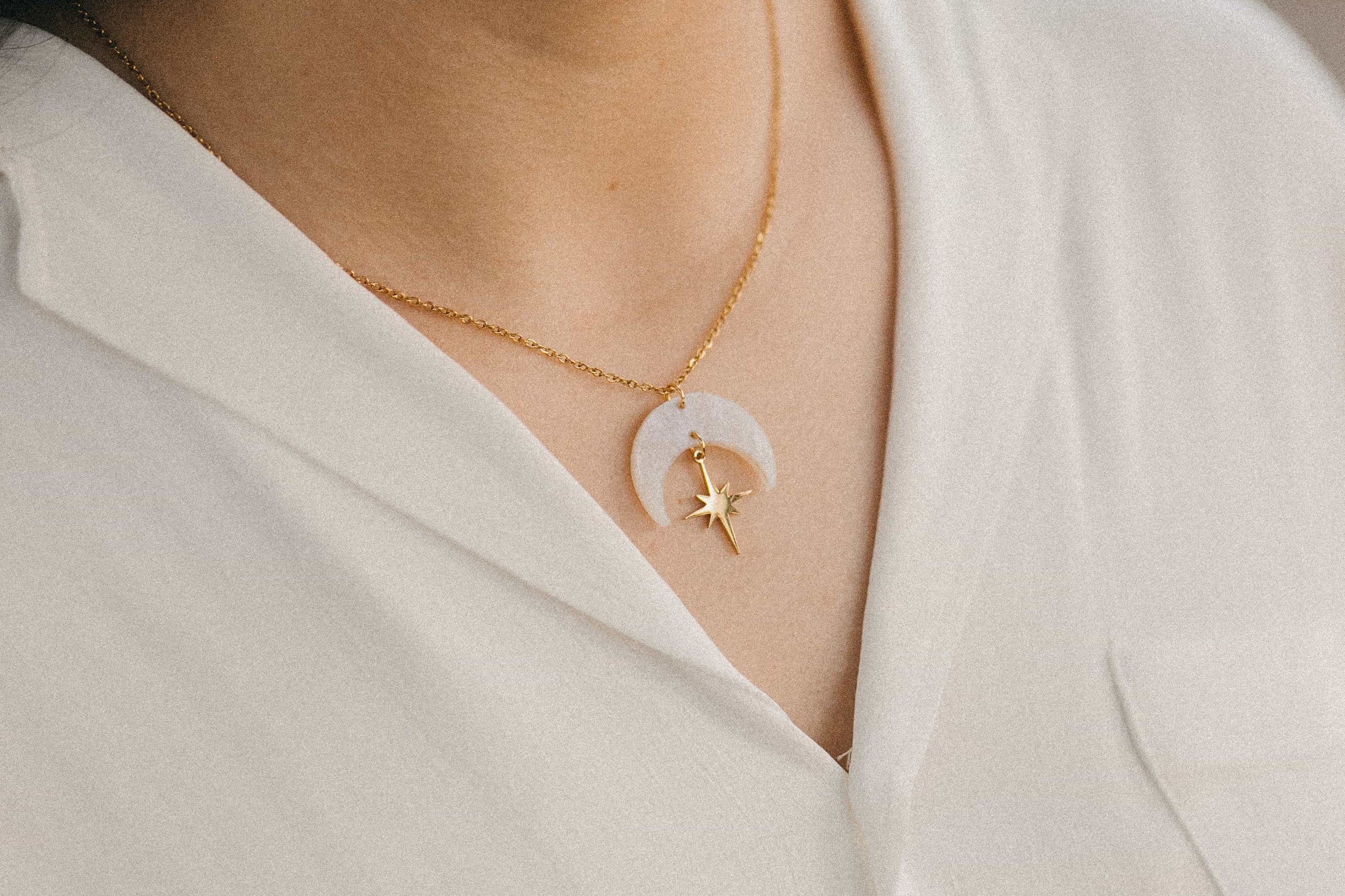 Estelar · Joyas de luna y estrella